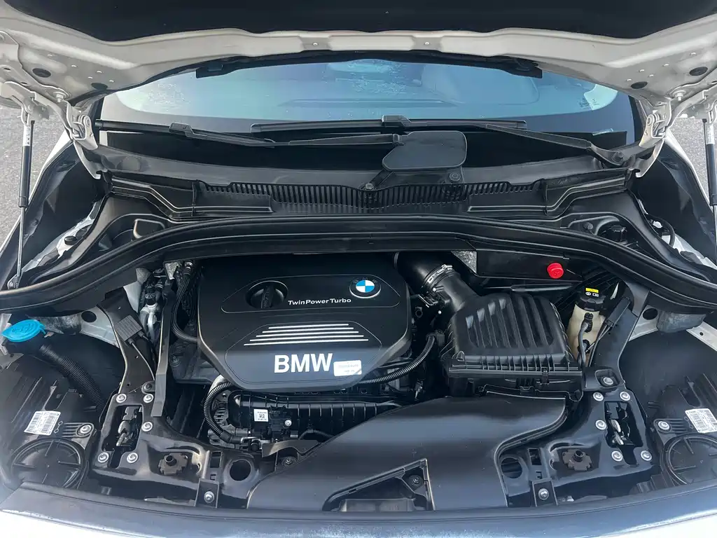 BMW 2 Series Active Tourer (Import) — миниатюра 7