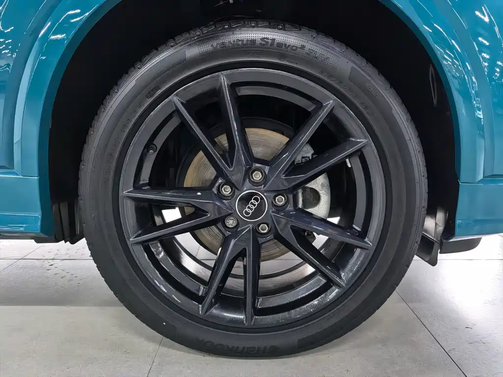 Audi Q2L — миниатюра 4