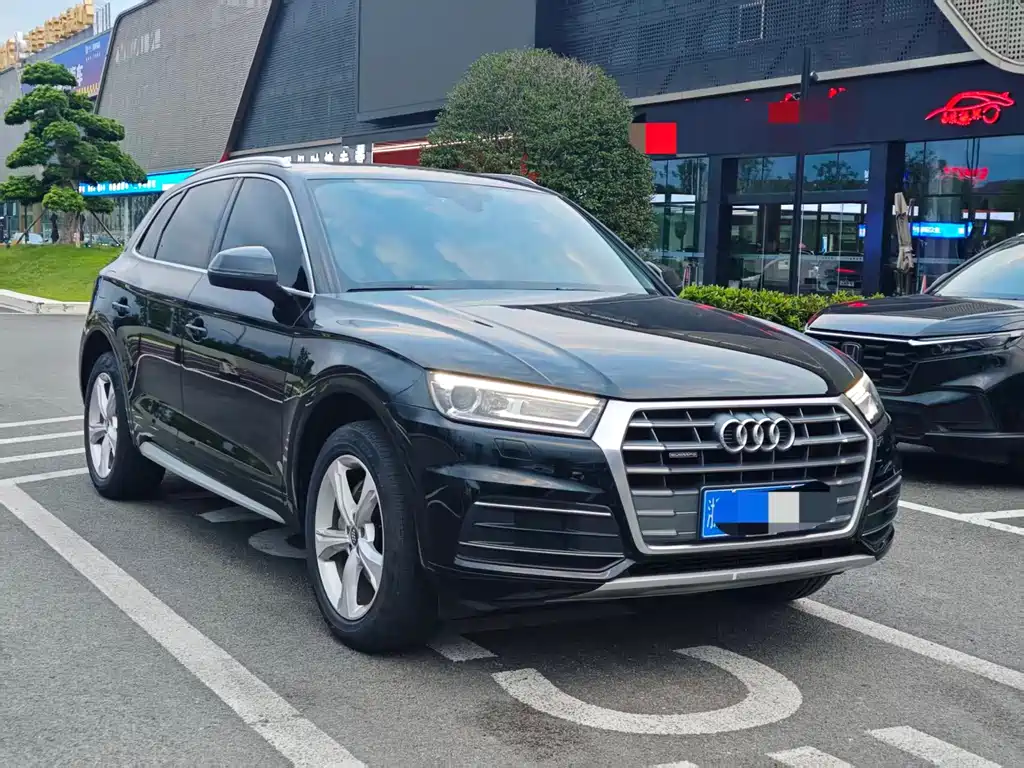 Audi Q5L — миниатюра 3