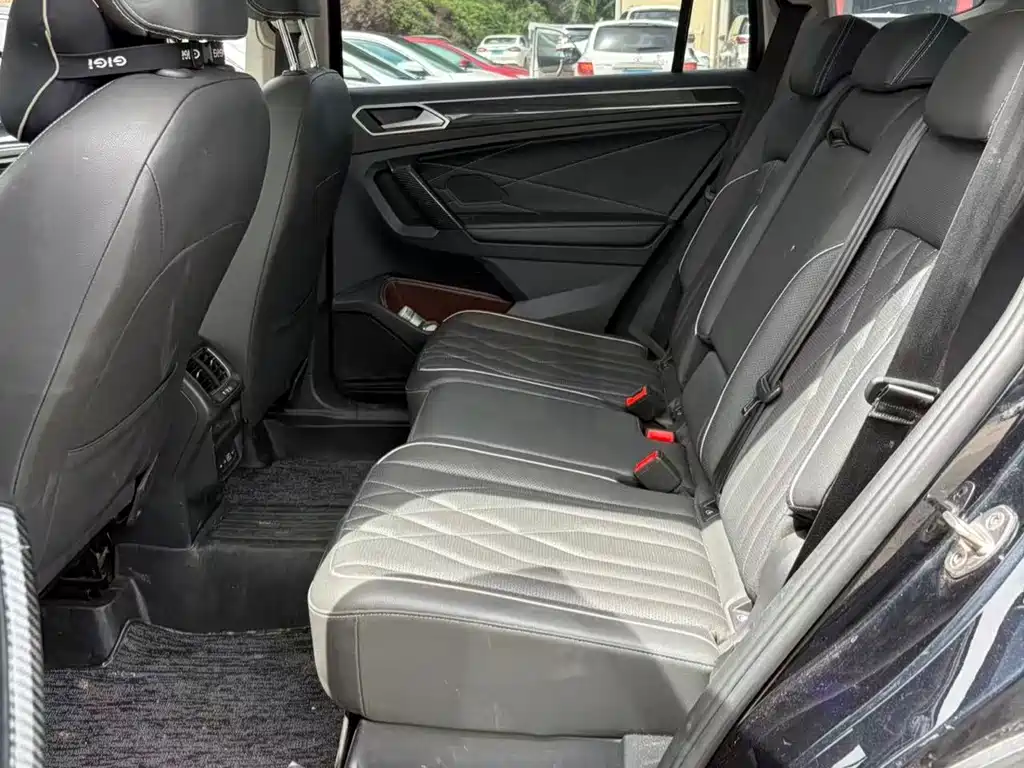Volkswagen Tiguan L — миниатюра 4