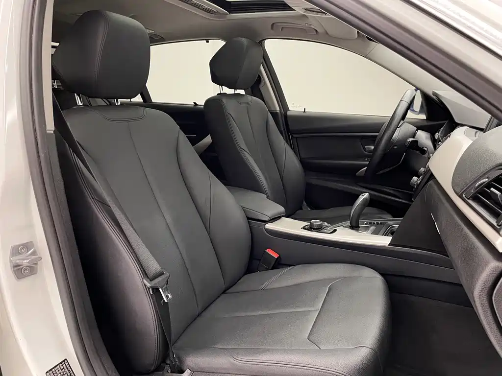 BMW 3 Series — миниатюра 19