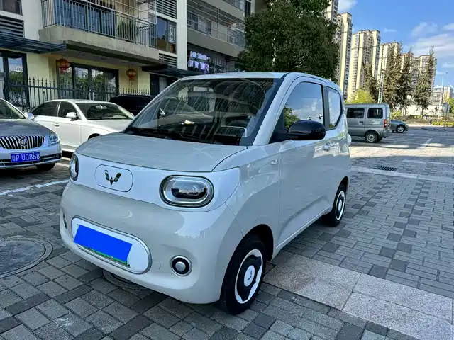 WULING HONGGUANG MINIEV 2025
