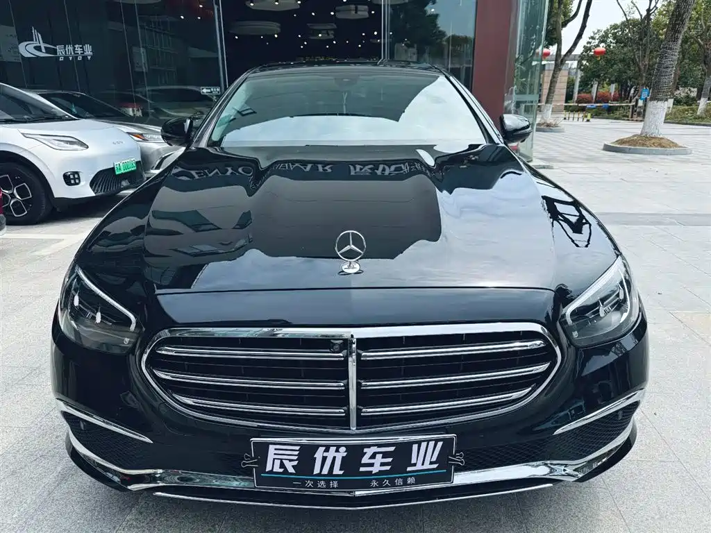 Mercedes-Benz E-Class E 2022 E 350 e L