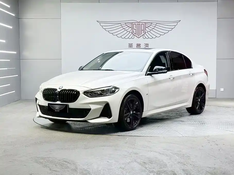 BMW 1 Series 2022
