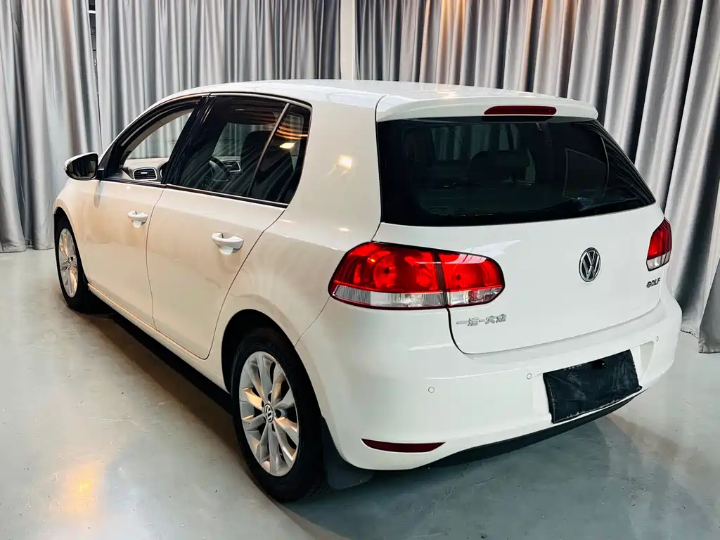 Volkswagen Golf — миниатюра 5
