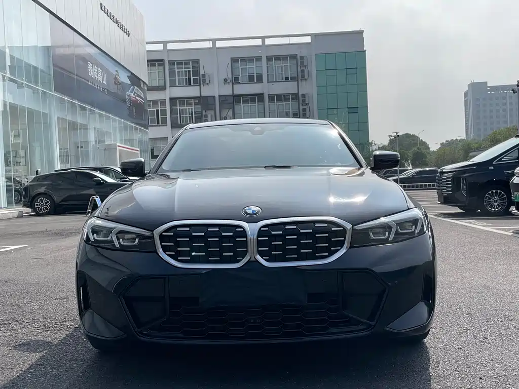 BMW 3 Series — миниатюра 2