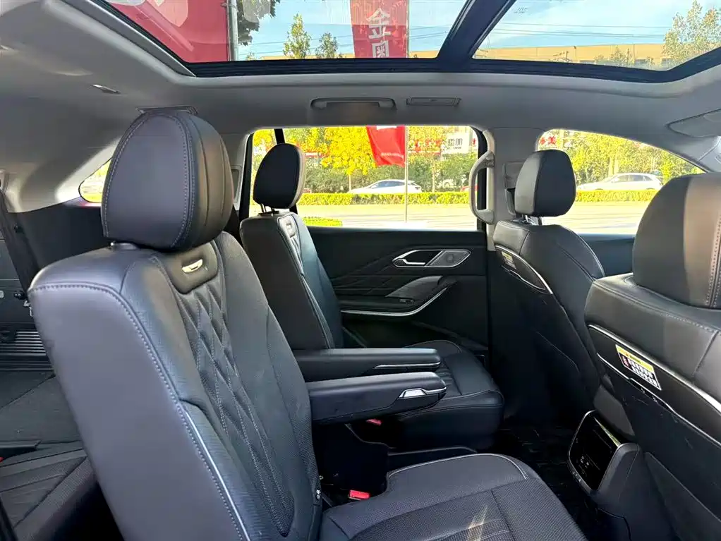 Hongqi HONGQI HS7 PHEV