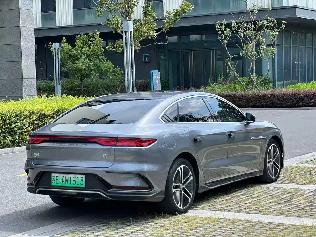 BYD Han — миниатюра 3