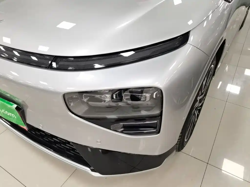 XPeng G9 — миниатюра 24