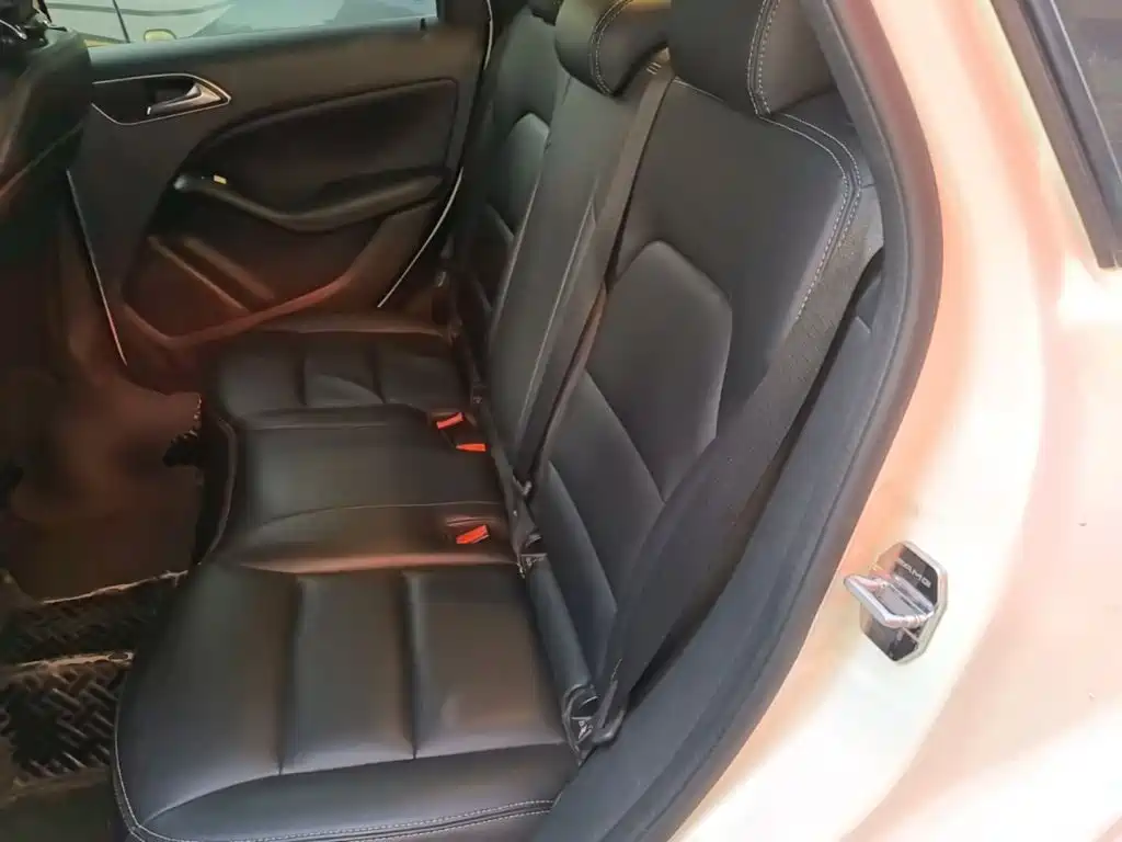 Mercedes-Benz B-Class — миниатюра 17