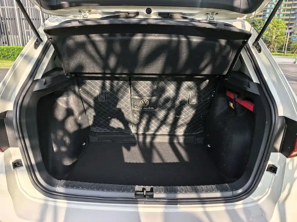 Volkswagen Tharu — миниатюра 18