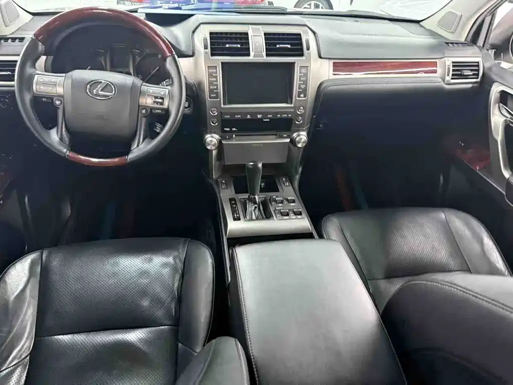 Lexus GX — миниатюра 2