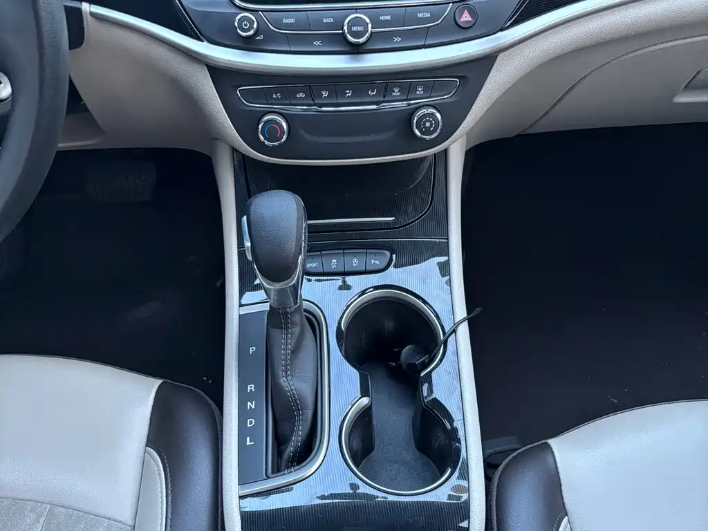 Buick Verano — миниатюра 10
