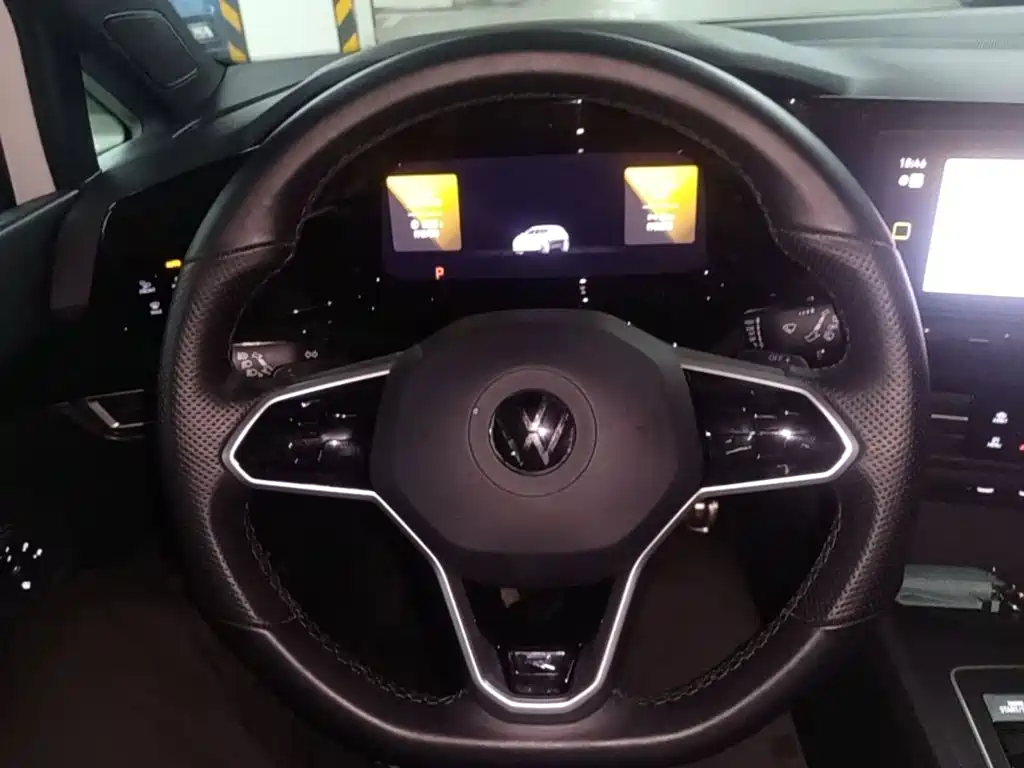 Volkswagen Golf — миниатюра 11