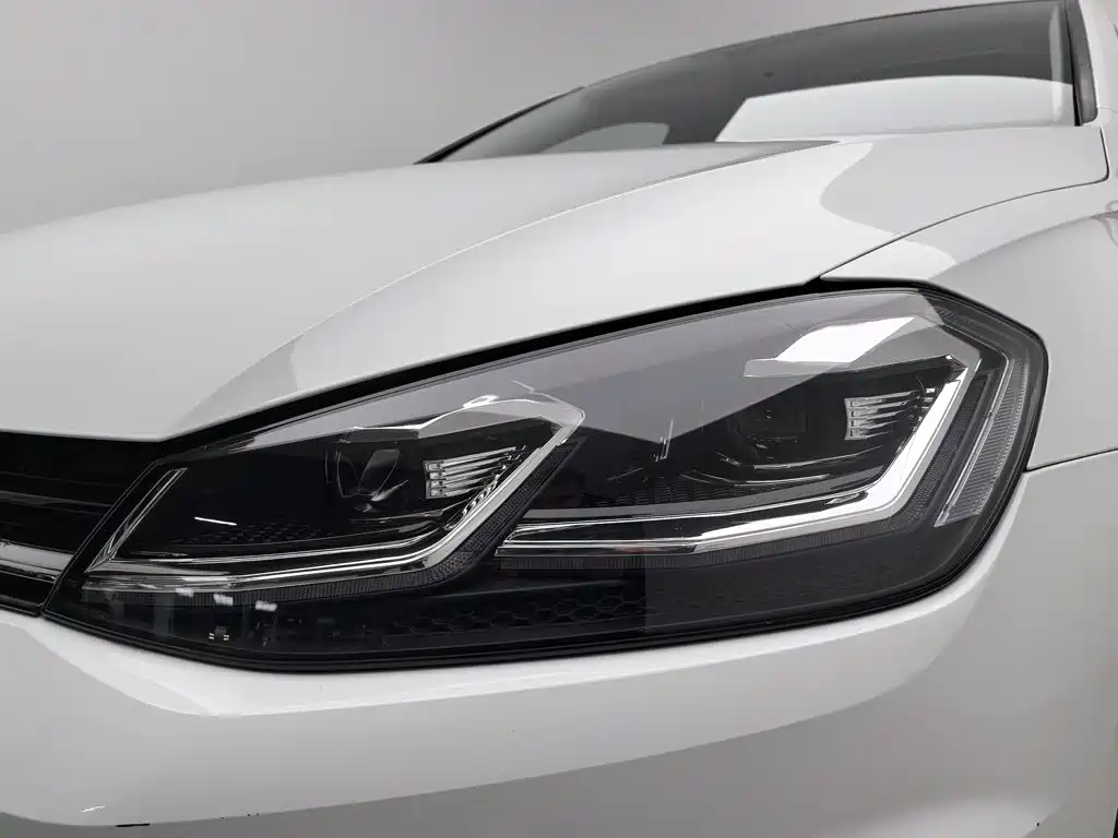 Volkswagen Golf — миниатюра 7