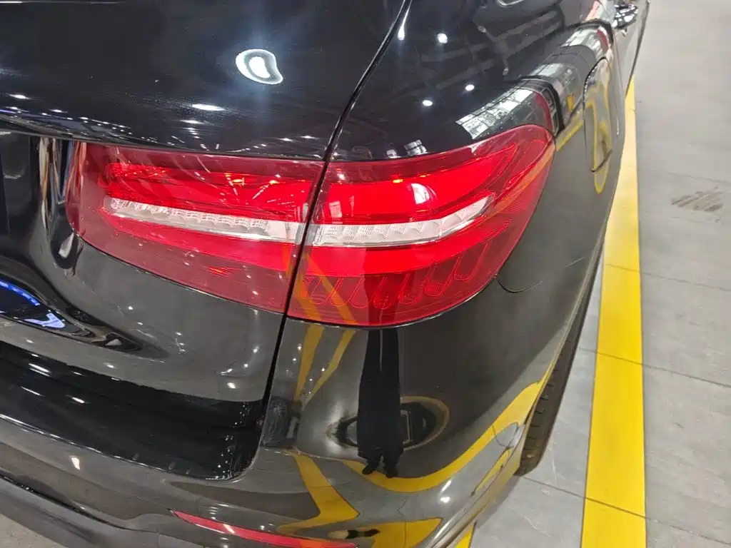 Mercedes-Benz GLC 2018 GLC 260 4MATIC