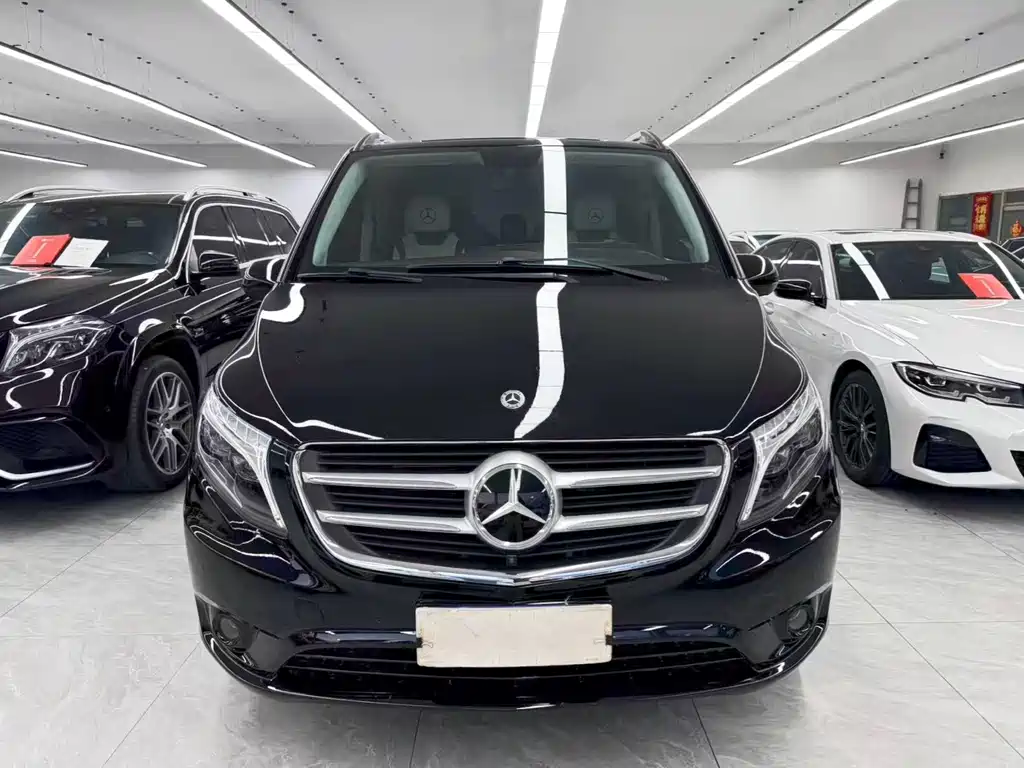 Mercedes-Benz Vito — миниатюра 2