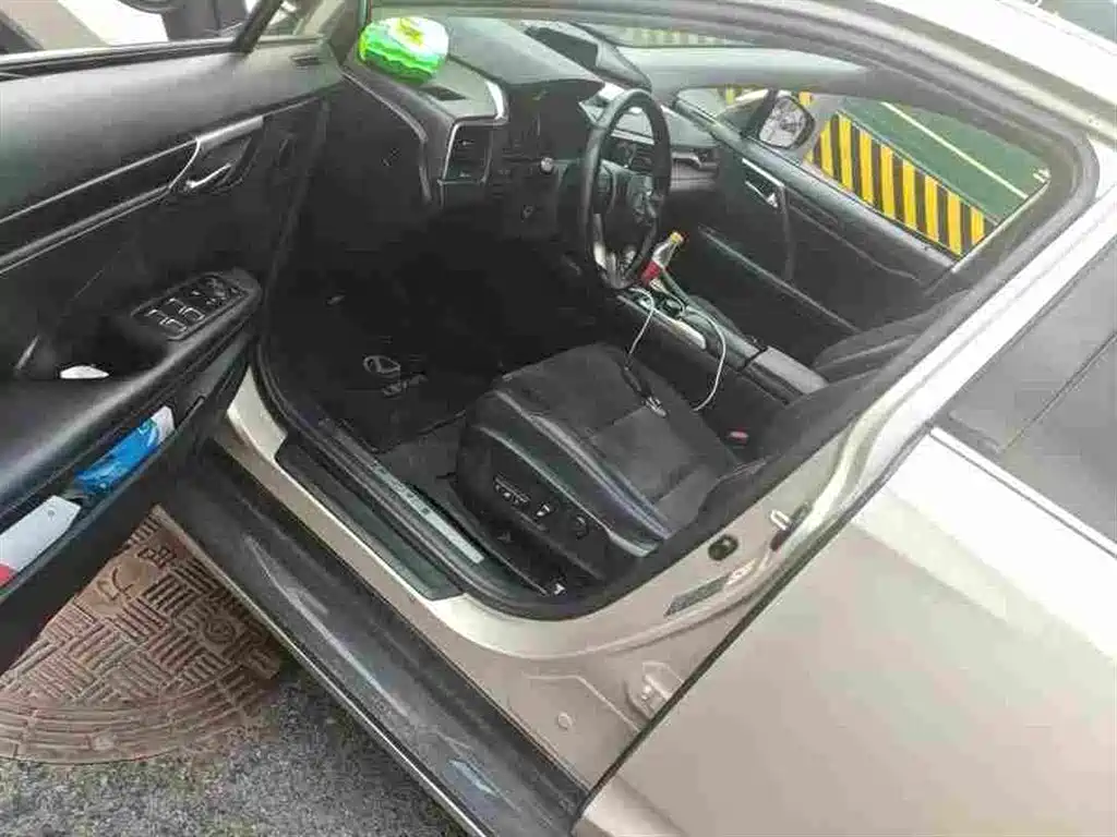 Lexus RX — миниатюра 2