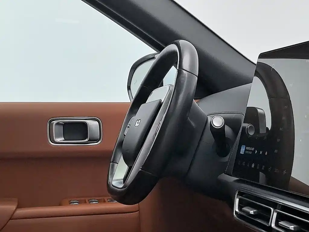 Li Auto Li L8 — миниатюра 22