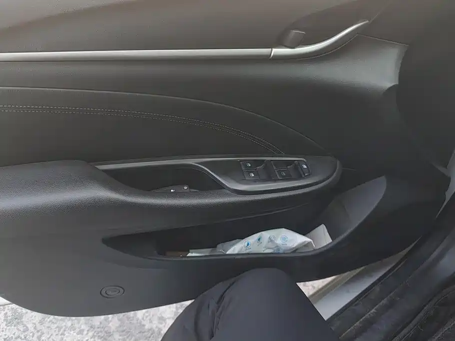 Buick Excelle — миниатюра 7