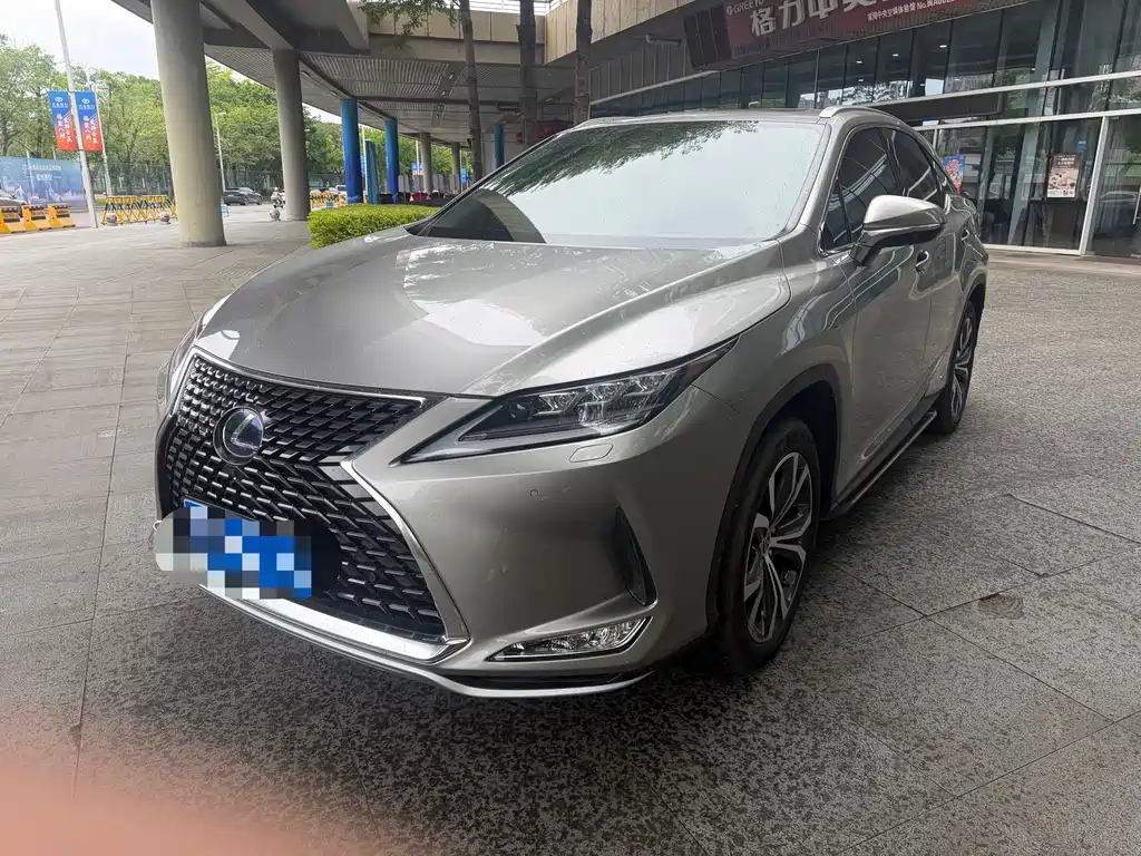 Lexus RX 2020