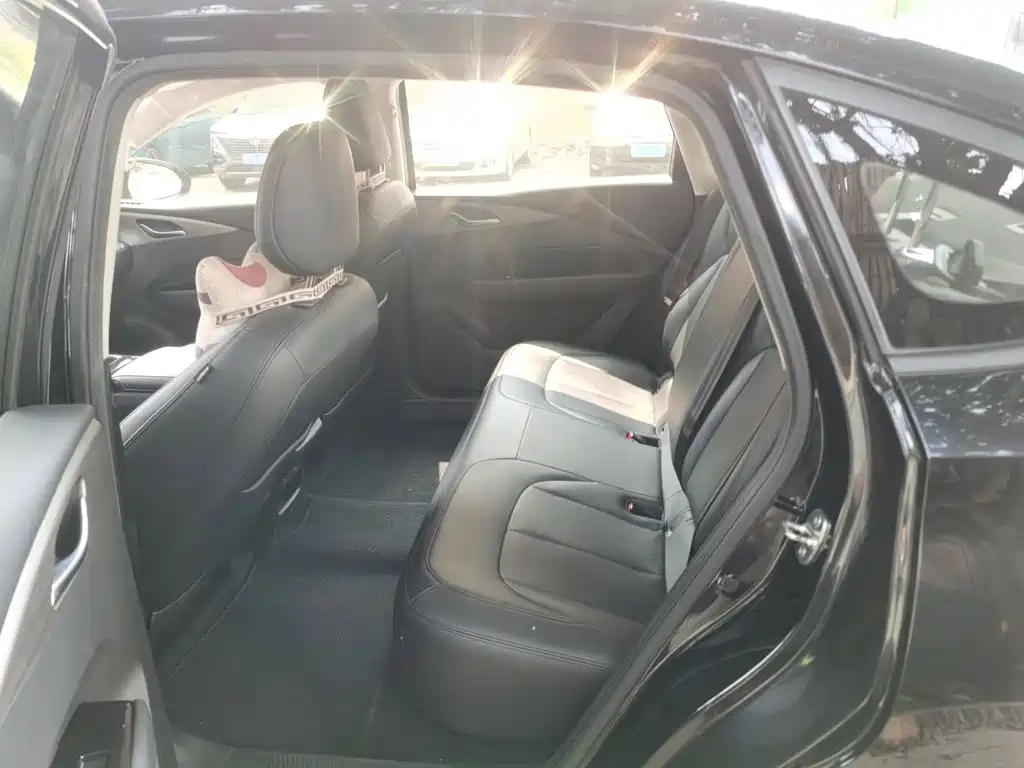 Wuling Xingguang — миниатюра 18