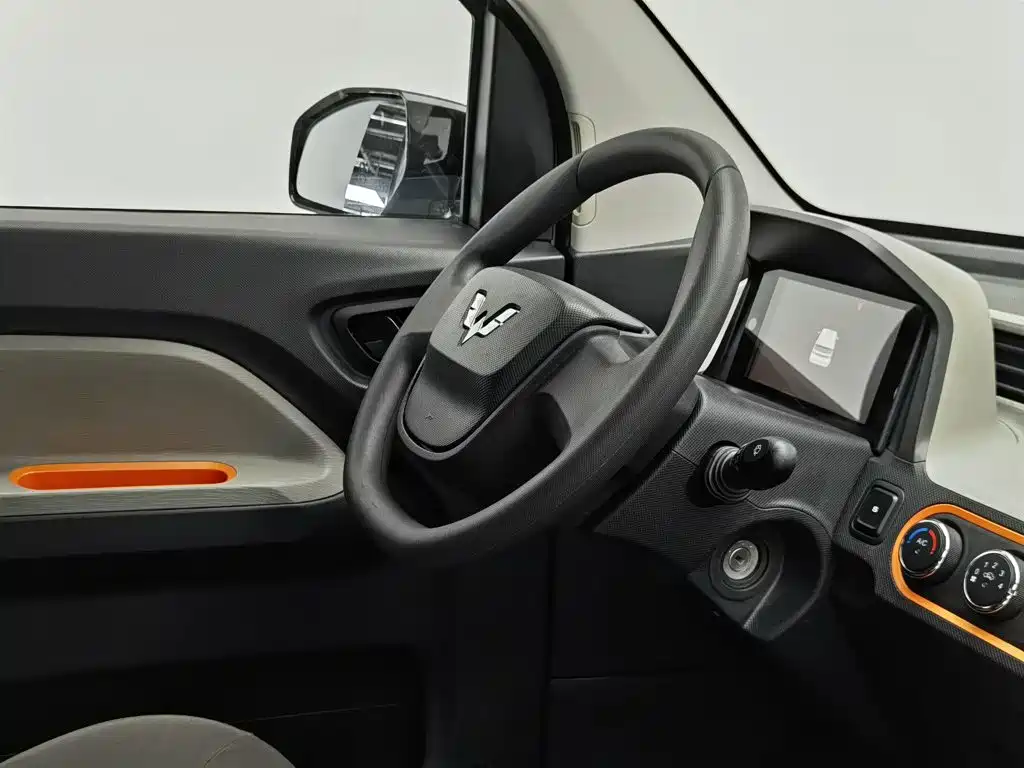 Wuling MINIEV — миниатюра 22