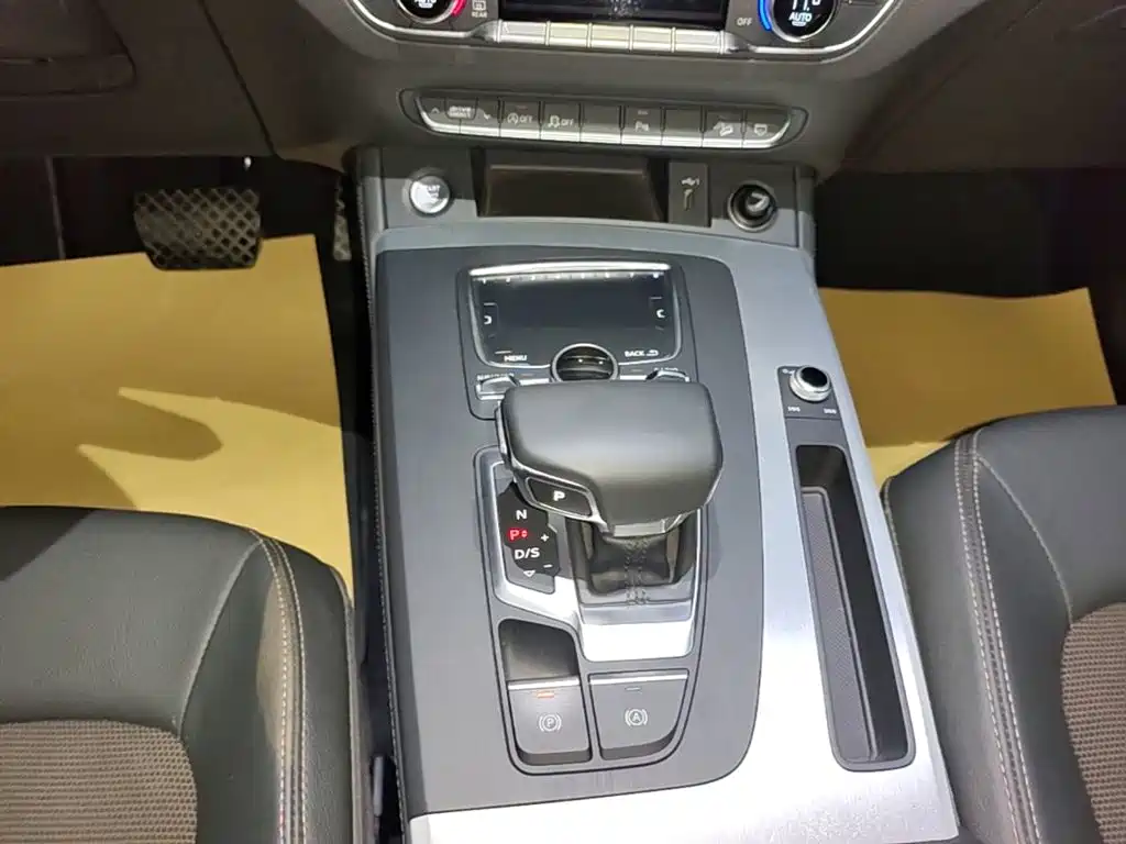 Audi Q5L — миниатюра 14