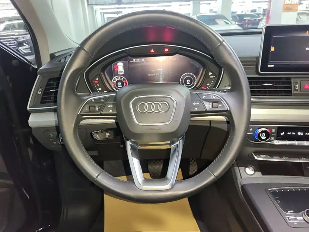Audi Q5L — миниатюра 11