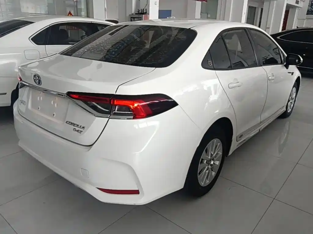 Toyota Corolla — миниатюра 7