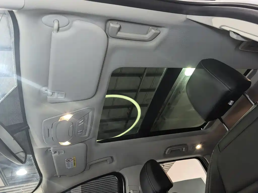 Ford Kuga — миниатюра 13