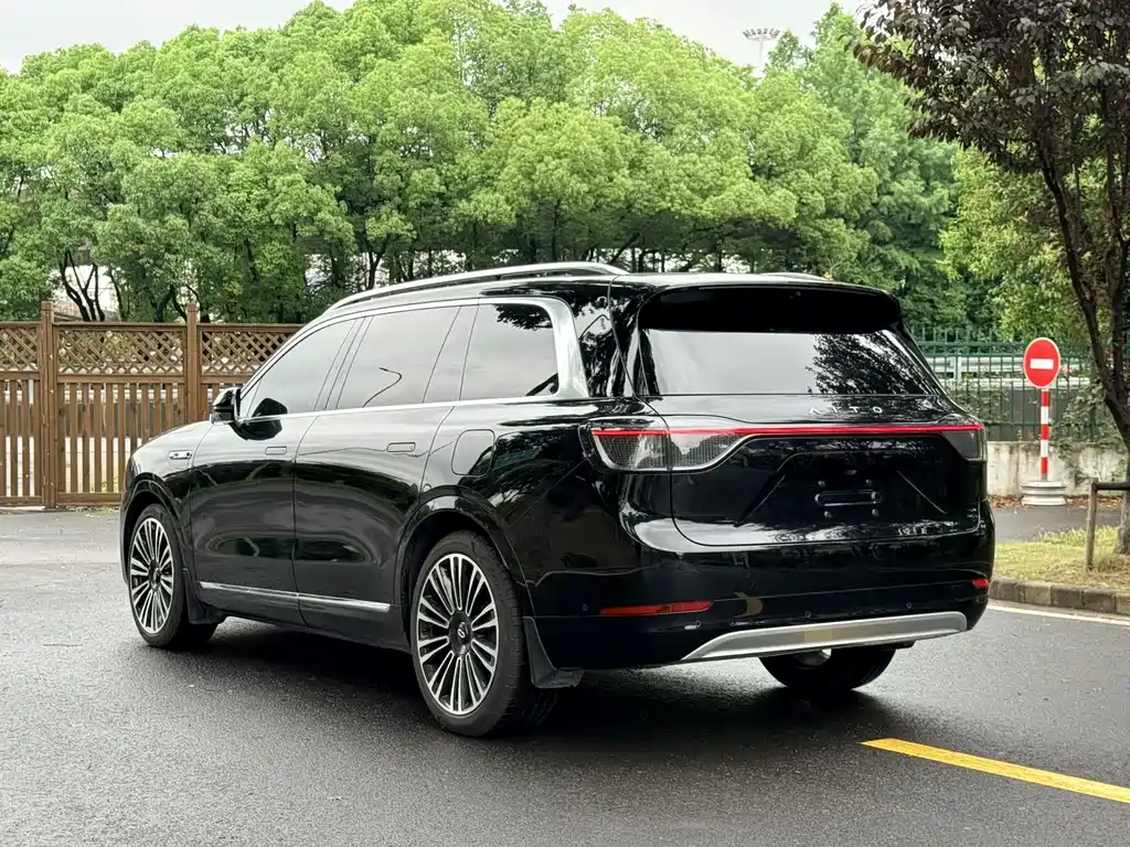 Aito M9 2024 Ultra 42kWh 6 мест