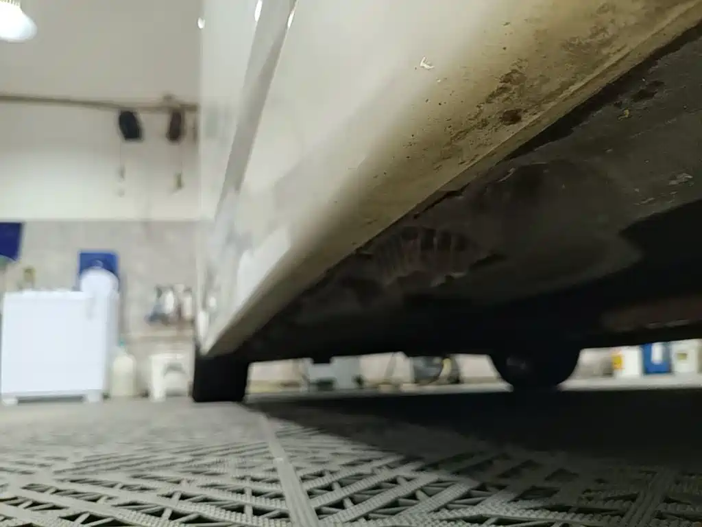 BMW 5 Series — миниатюра 21
