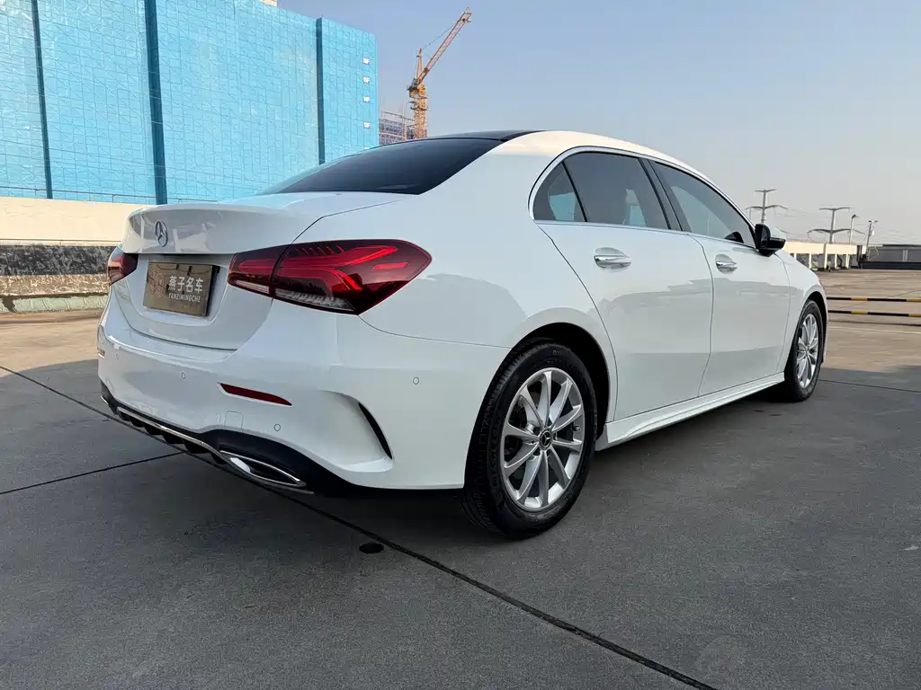 MERCEDES-BENZ A CLASS