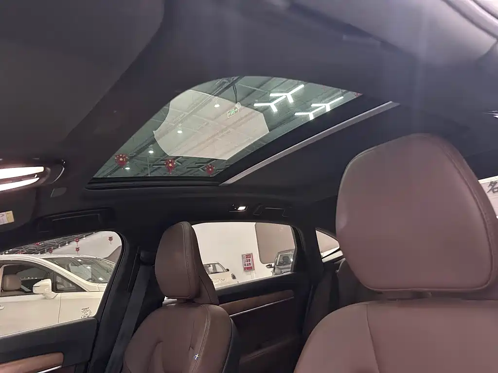 Volvo S90 — миниатюра 12