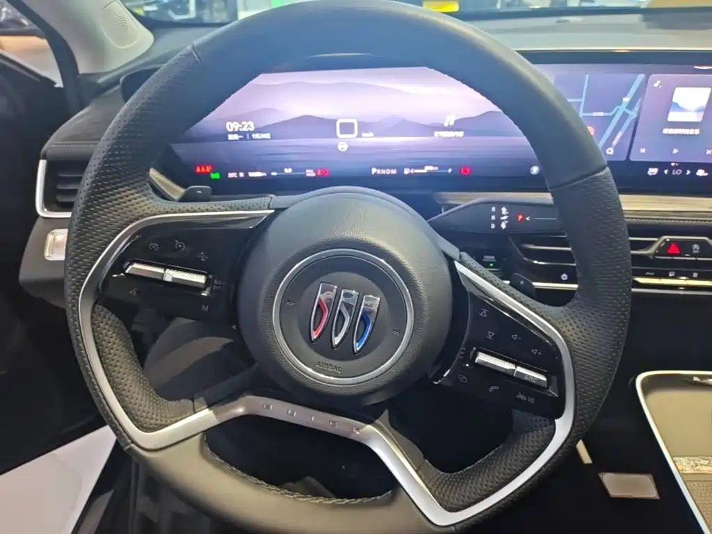 Buick LaCrosse — миниатюра 11