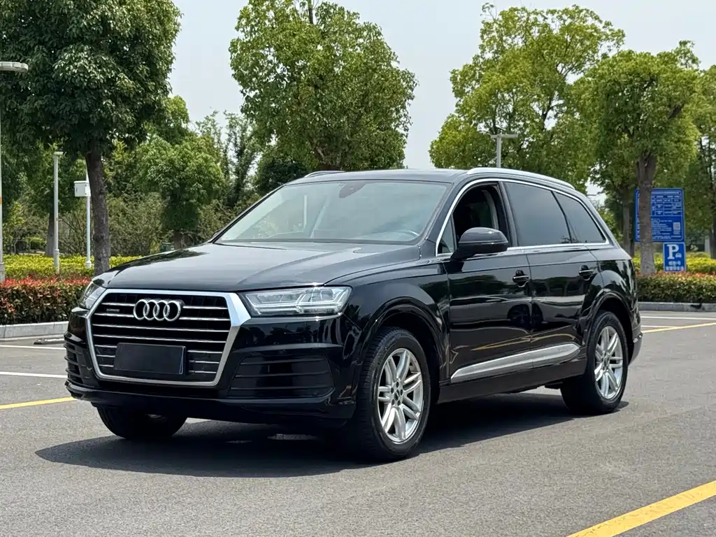 Audi Q7 2016 40 TFSI S line Sport Type