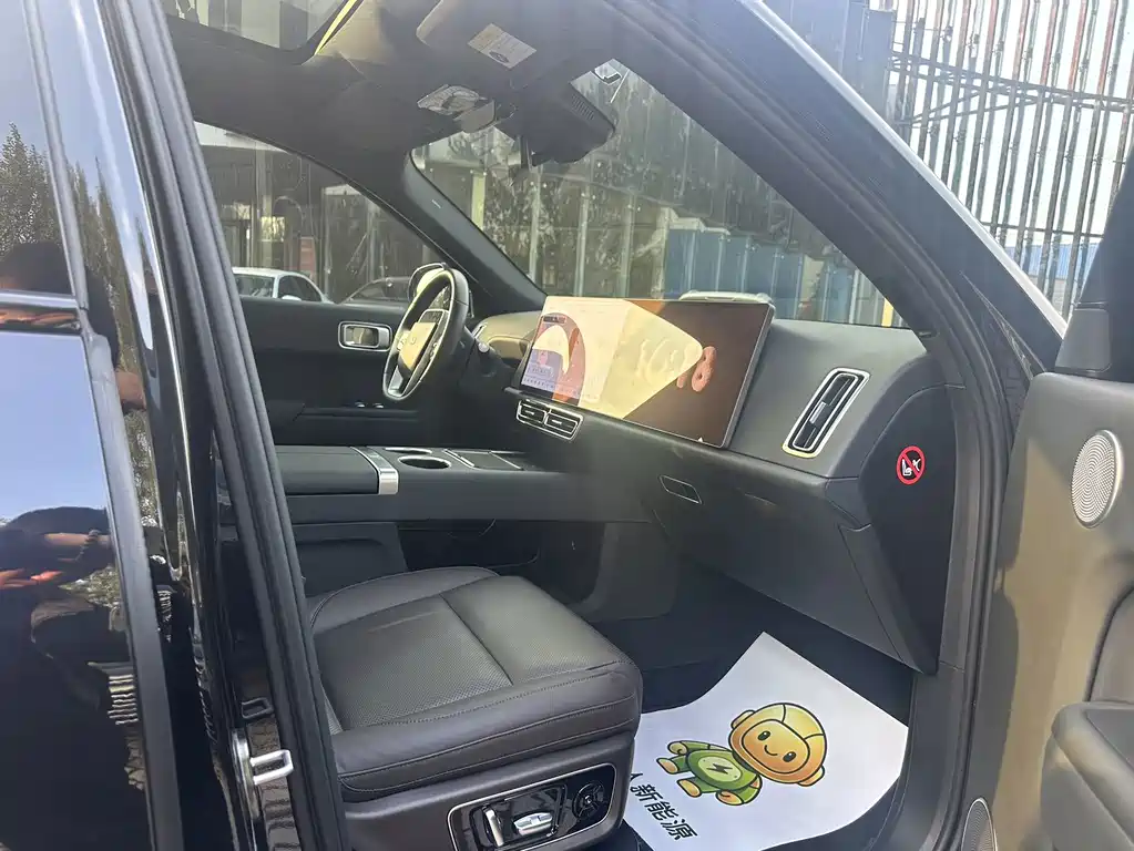 Li Auto Li L8 — миниатюра 14