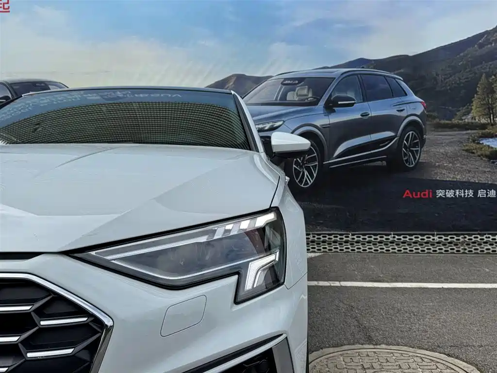 Audi A3 2023 Sportback 35 TFSI Fashion Sport