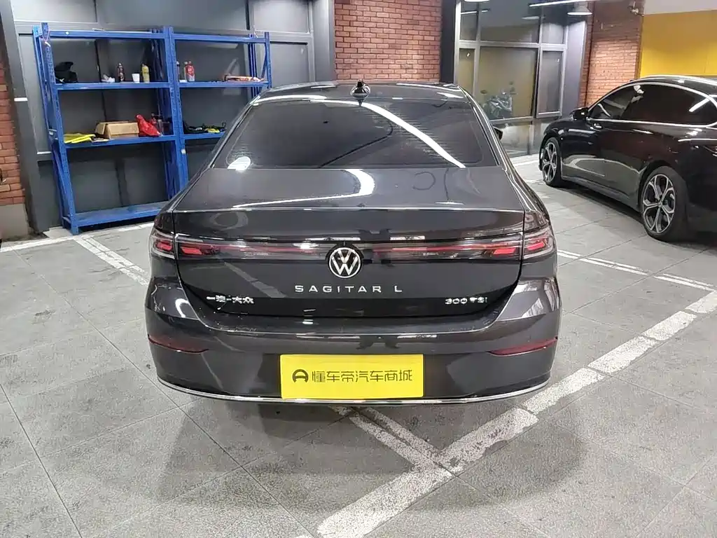 Volkswagen Sagitar — миниатюра 8