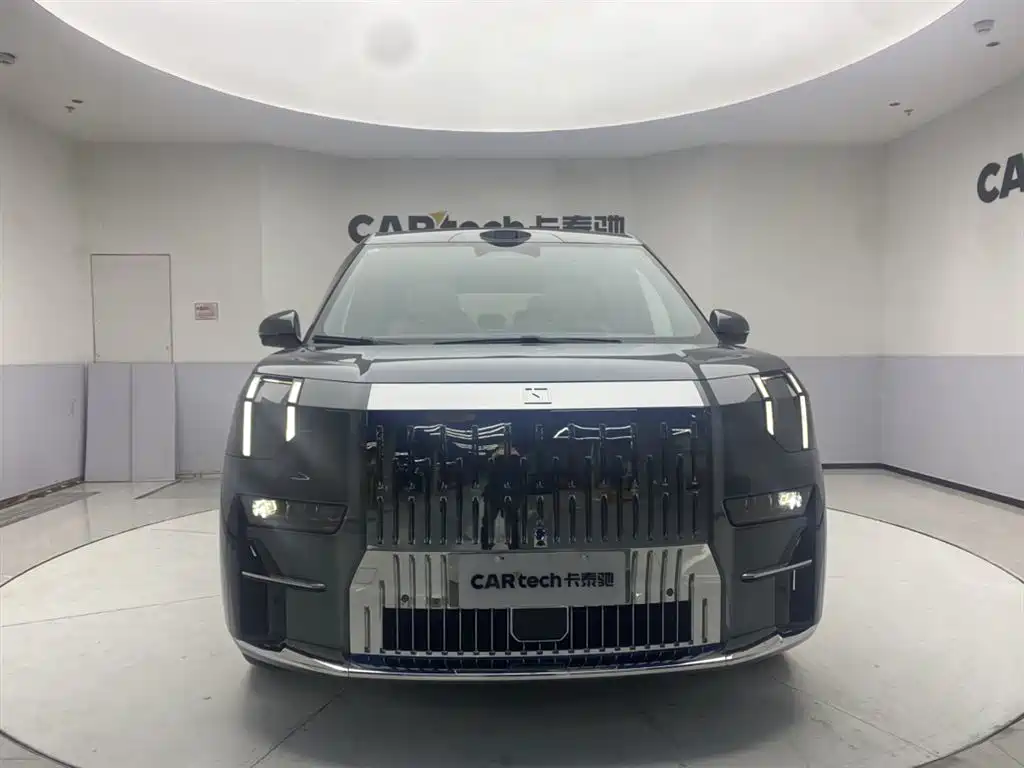 Zeekr 009 2024 мест 108kWh