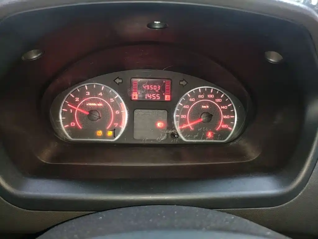 Wuling Rongguang S — миниатюра 12