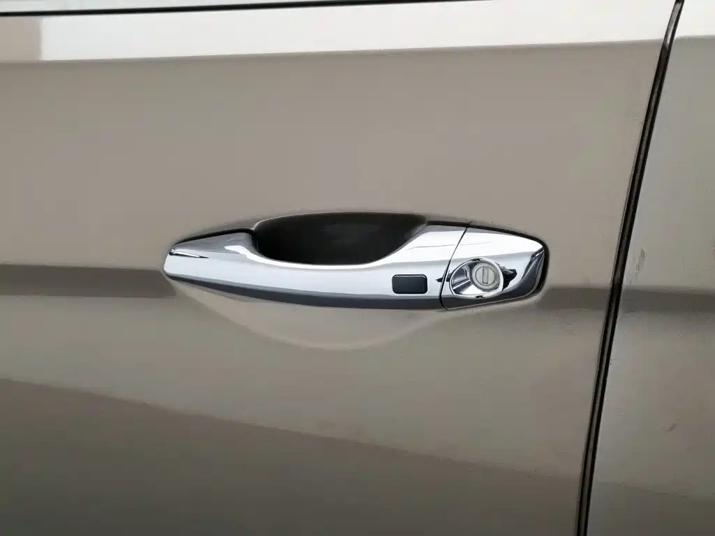Hyundai Santa Fe — миниатюра 18