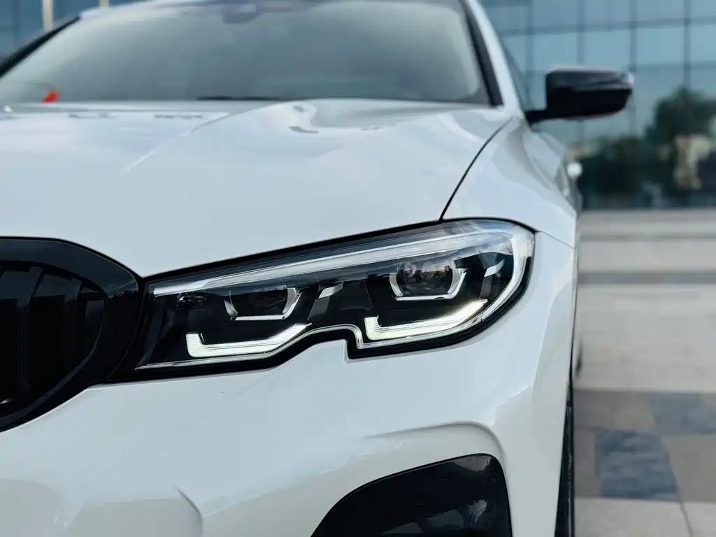 BMW 3 Series 3 2022 330Li xDrive M Sport