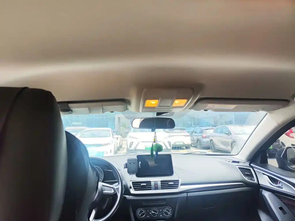 Mazda 3 Axela — миниатюра 19