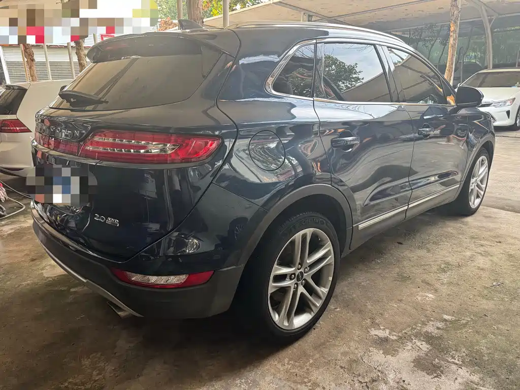 Lincoln MKC — миниатюра 10