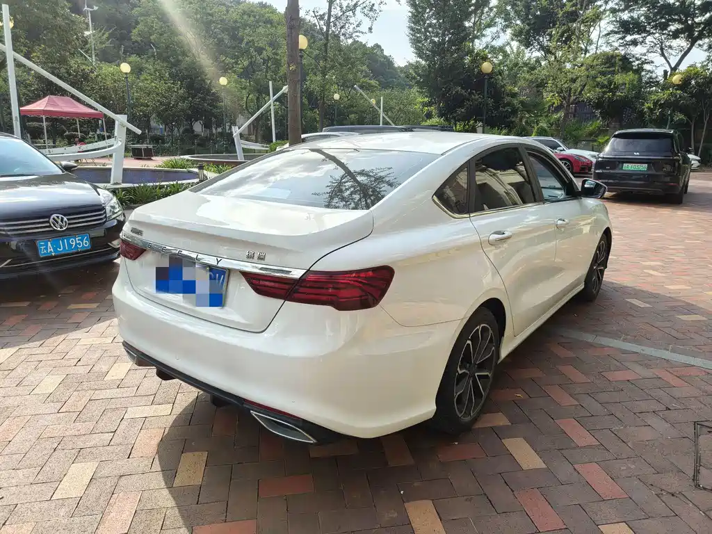 Geely Binrui — миниатюра 11