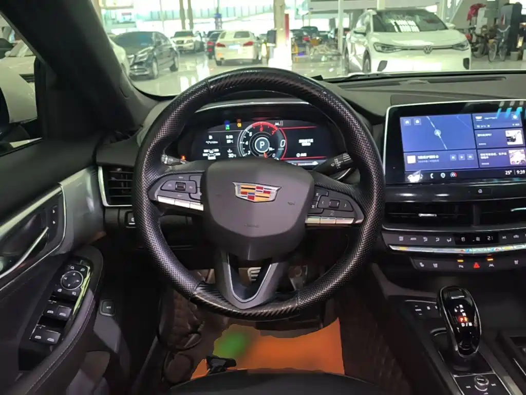 Cadillac CT5 — миниатюра 11