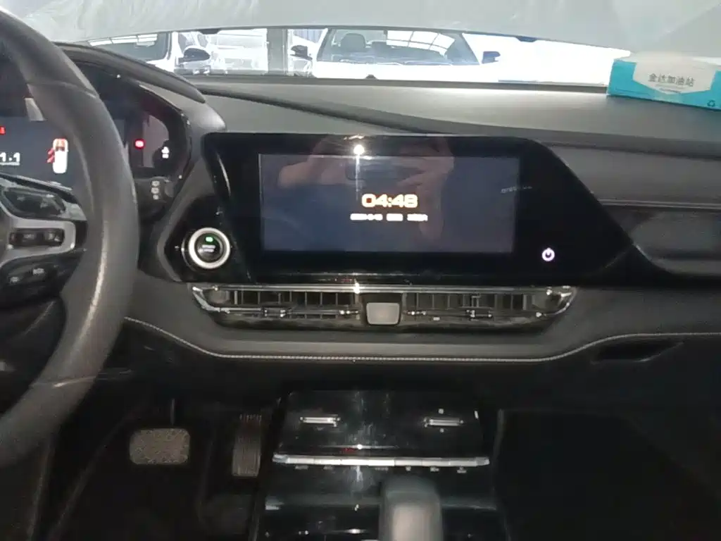 Wuling Victory — миниатюра 13