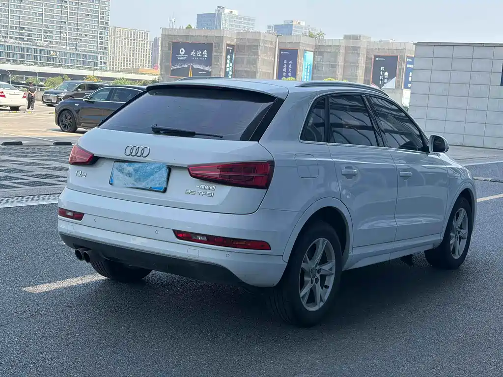 Audi Q3 — миниатюра 4